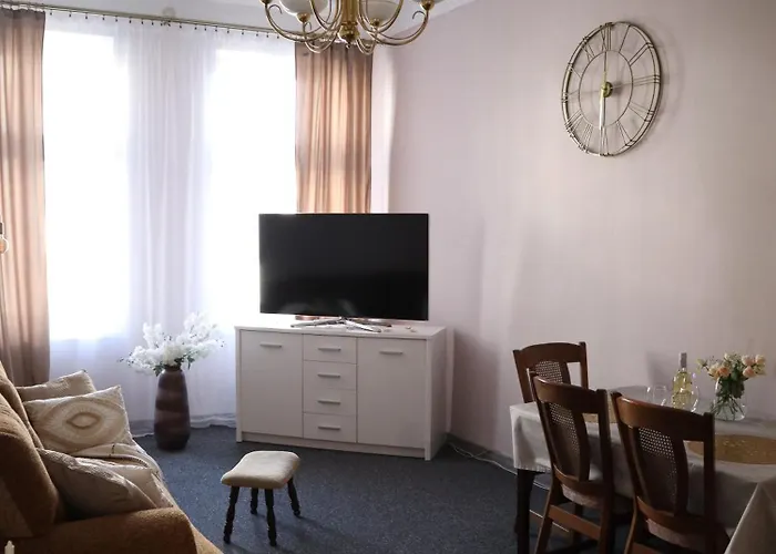 555 Flat - 55 m² mieszkanie, 5 min - Dworzec Główny